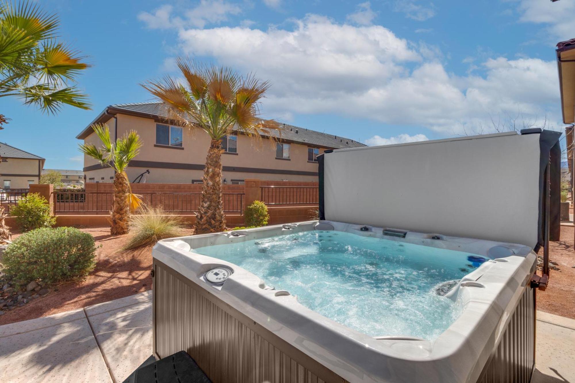 Pv 99 Private Hot Tub, Ping Pong Table, Xbox X Series And Resort Amenities Santa Clara Экстерьер фото